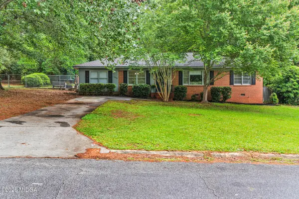 1058 S Pine Knoll, Macon, GA 31204