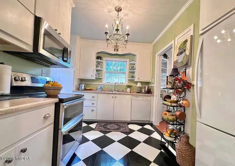 94 3rd Avenue, McRae, GA 31055 - #3