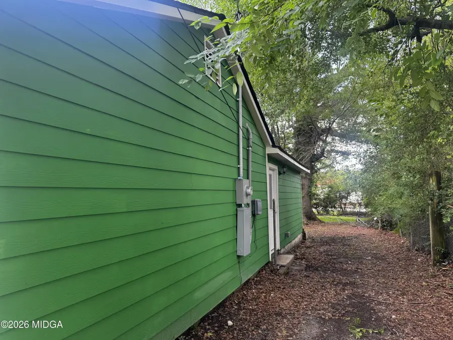 4076 Saint Charles Place, Macon, GA 31206 - #3