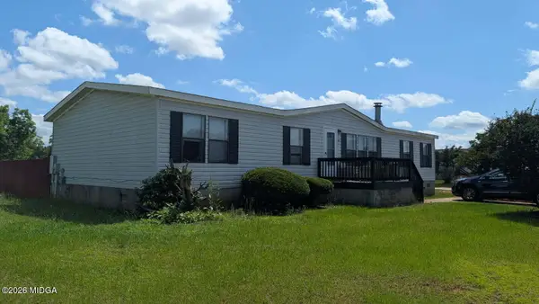 100 Crestmont Court, Byron, GA 31008
