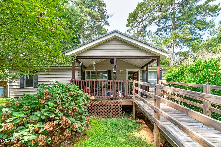 450 Lakeshore Drive, Jackson, GA 30233 - #3