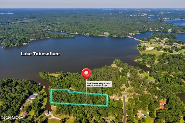 108 Water Way Court, Macon, GA 31220