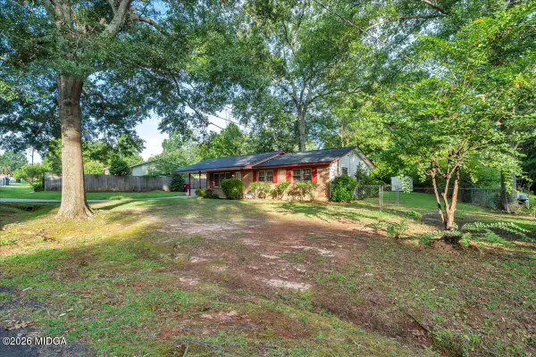 413 Davis Drive, Centerville, GA 31028