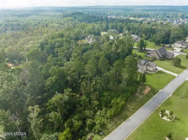 1063 Chattahoochee Drive, Bonaire, GA 31005