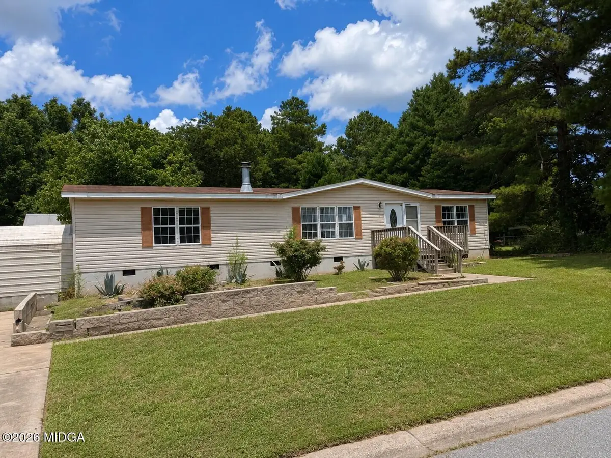 227 Hanover Drive, Byron, GA 31008 - #1