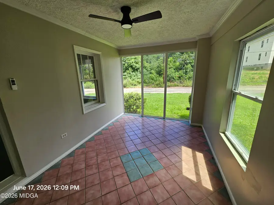 989 Curry Place, Macon, GA 31211 - #2