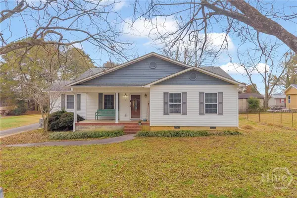 32 Hart Ter, Hartwell, GA 30643