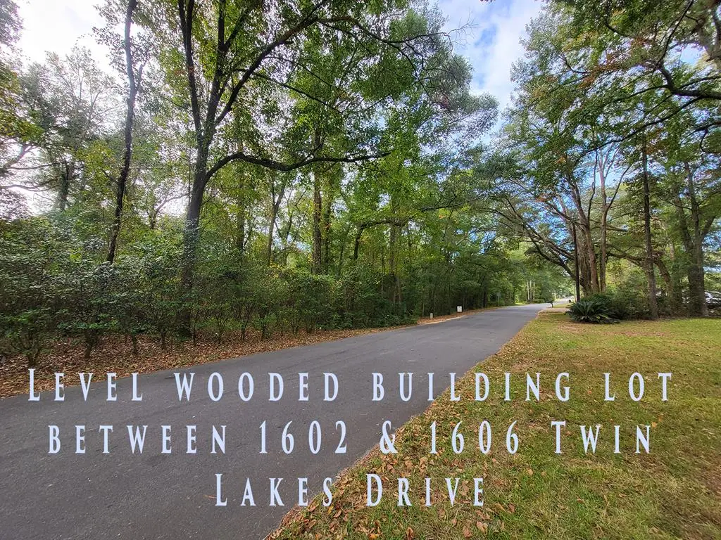 1604 Twin Lakes Drive, Bainbridge, GA 39819 - #1