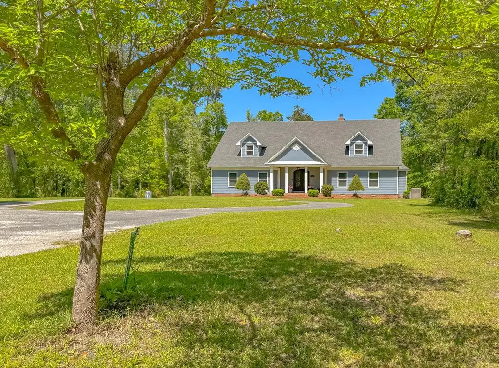 2107 Hughes St, Bainbridge, GA 39819 - #1