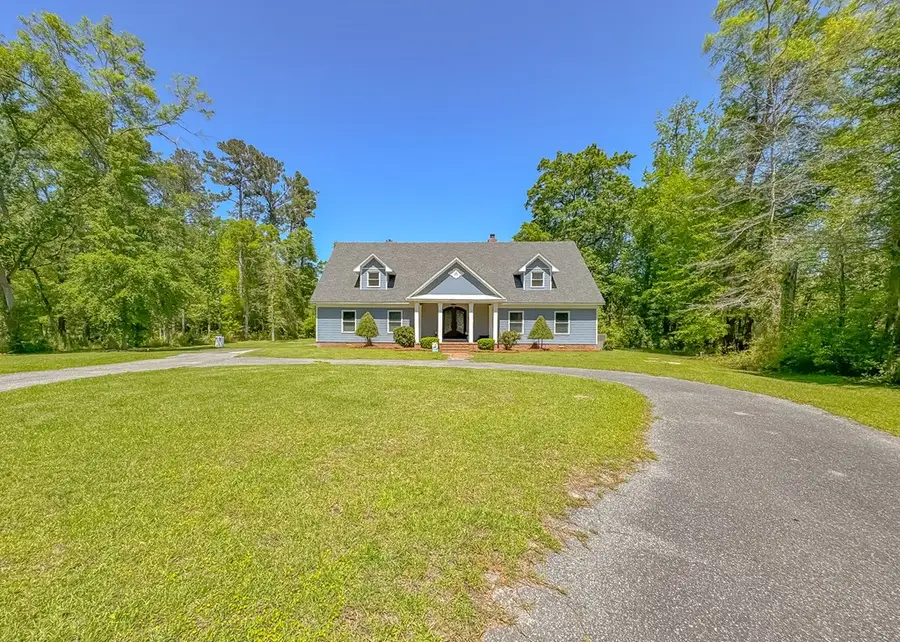 2107 Hughes St, Bainbridge, GA 39819 - #3