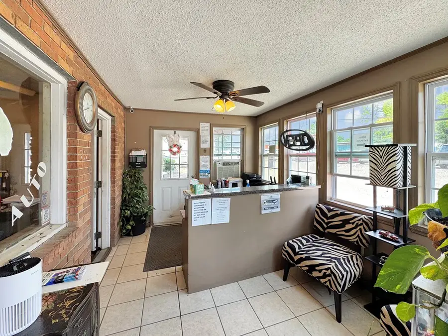 502 Planter Street, Bainbridge, GA 39817 - #3