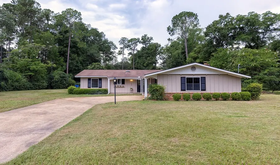 1702 Culbreth St, Bainbridge, GA 39819 - #2