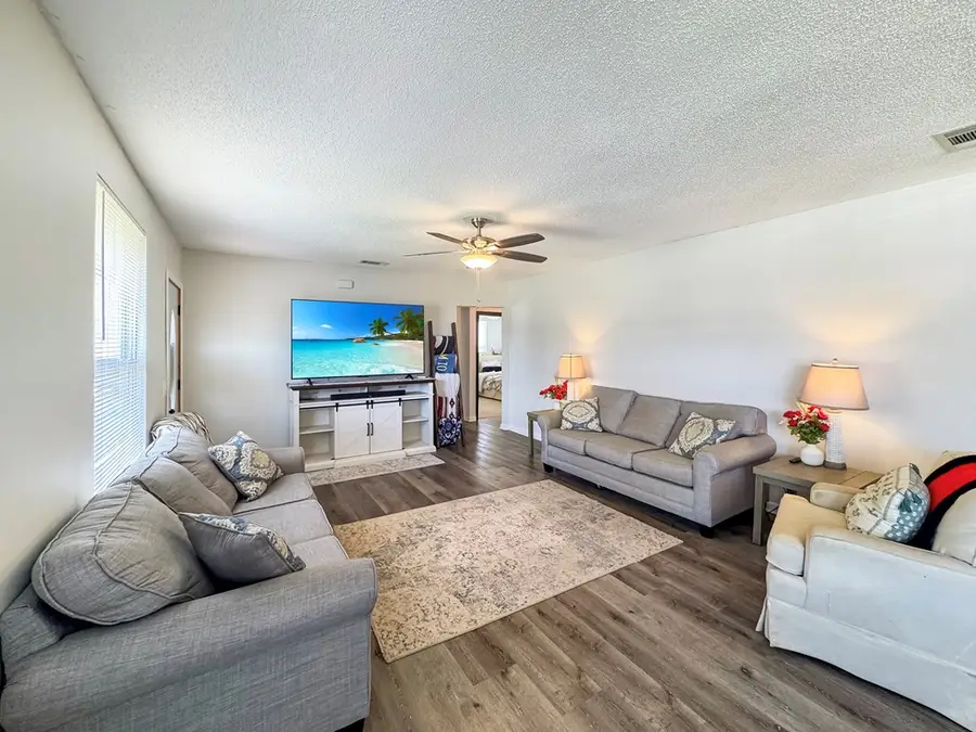 202 W 4th Street, Donalsonville, GA 39845 - #2