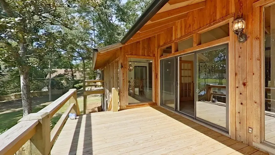 289 Lake Trace Drive, Thomasville, GA 31757 - #2