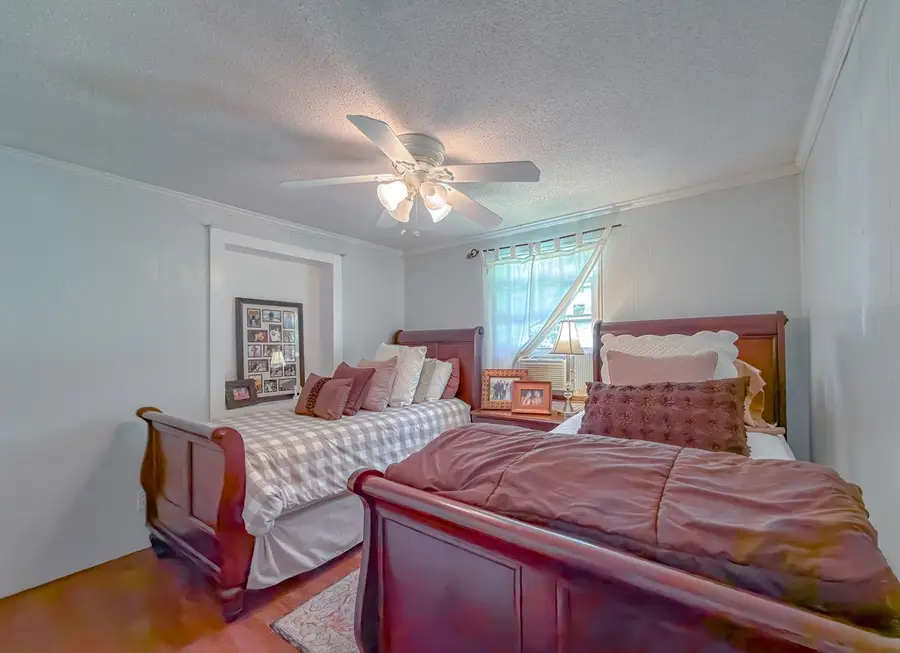 7768 Paradise Dr., Donalsonville, GA 39845 - #2