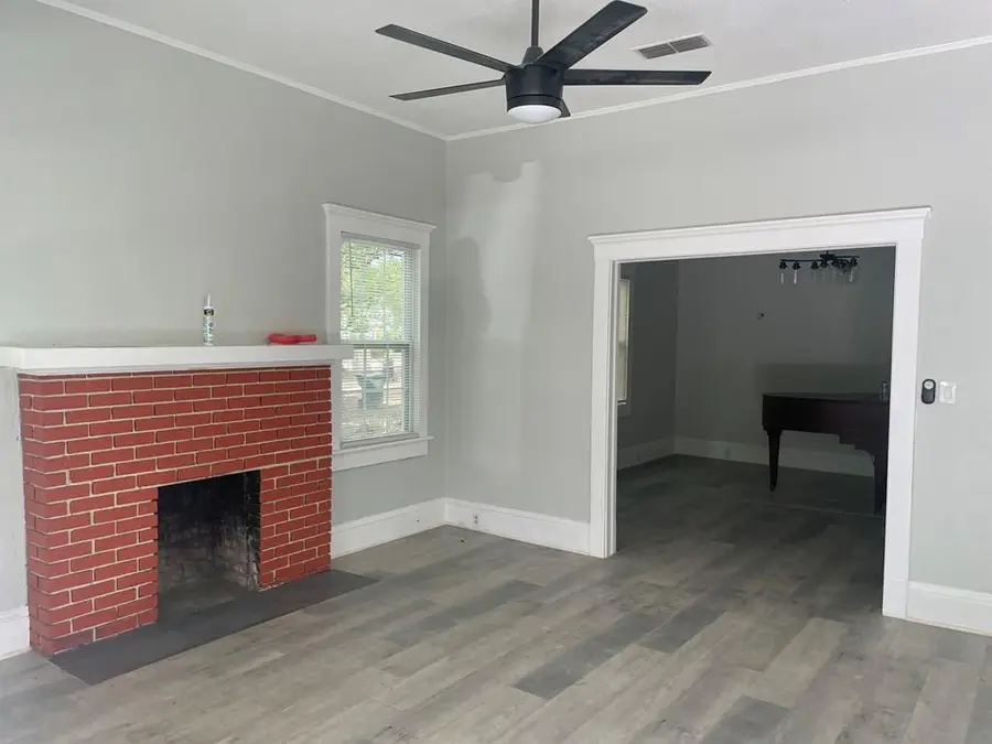 409 E College St, Bainbridge, GA 39819 - #2