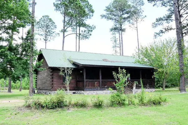 1016 Richter Road, Cairo, GA 39827