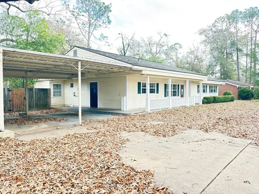 703 S Boulevard Dr, Bainbridge, GA 39819 - #3