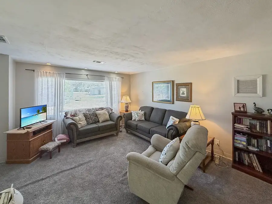 310 Virginia Avenue, Albany, GA 31705 - #3