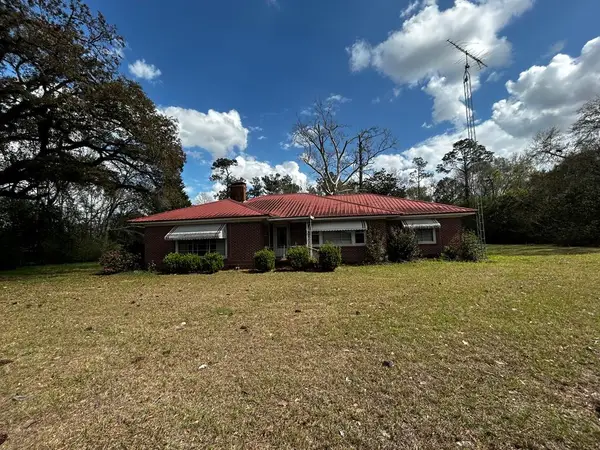 746 S Pearl St, Jakin, GA 39861