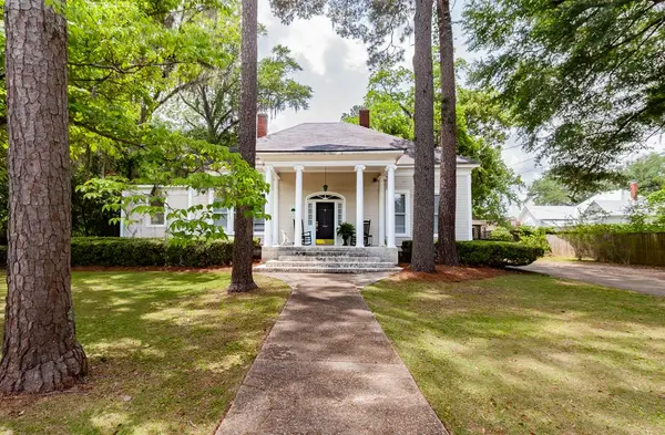 110 Hall St, Bainbridge, GA 39819