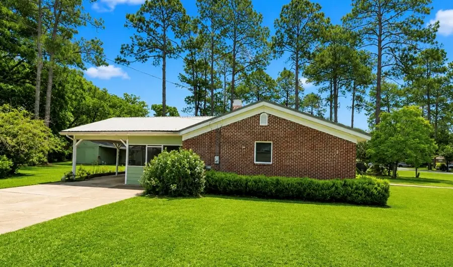 1501 Botts St, Bainbridge, GA 39819 - #3