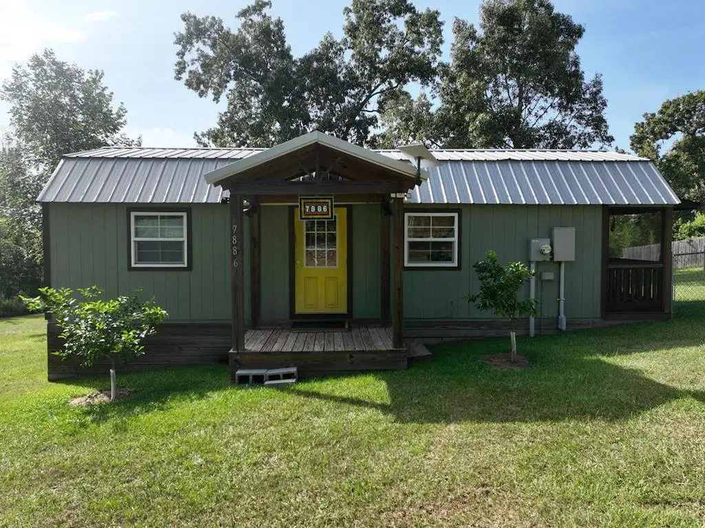 7886 Long Lake Dr, Donalsonville, GA 39845 - #1