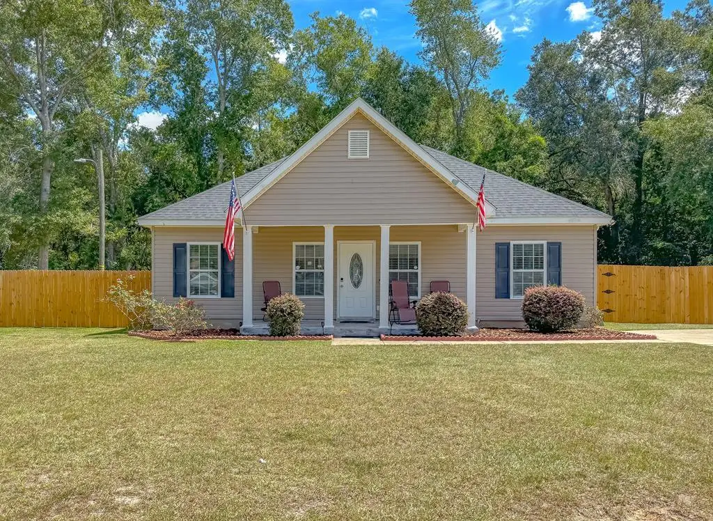 904 Timberlane Rd, Bainbridge, GA 39817 - #1