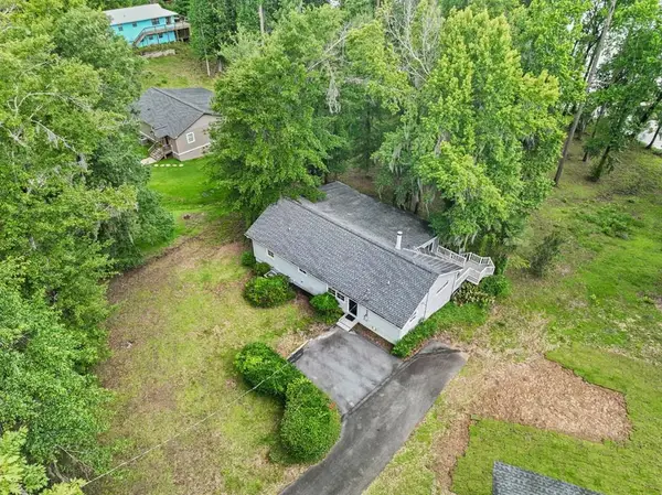 405 Lakeshore Drive, Bainbridge, GA 39819