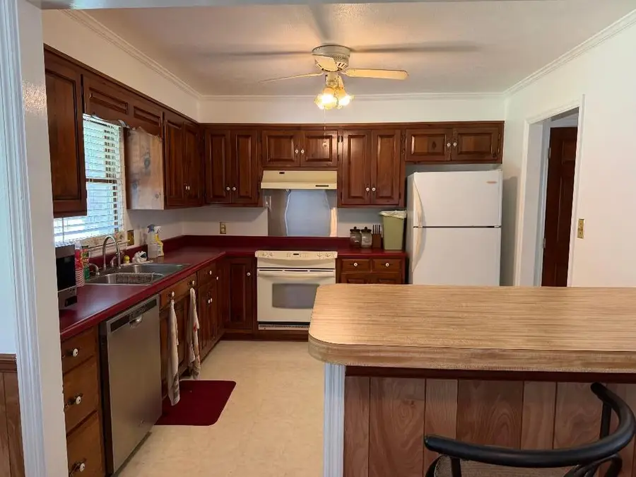 1280 SE Brookwood Drive, Cairo, GA 39828 - #2