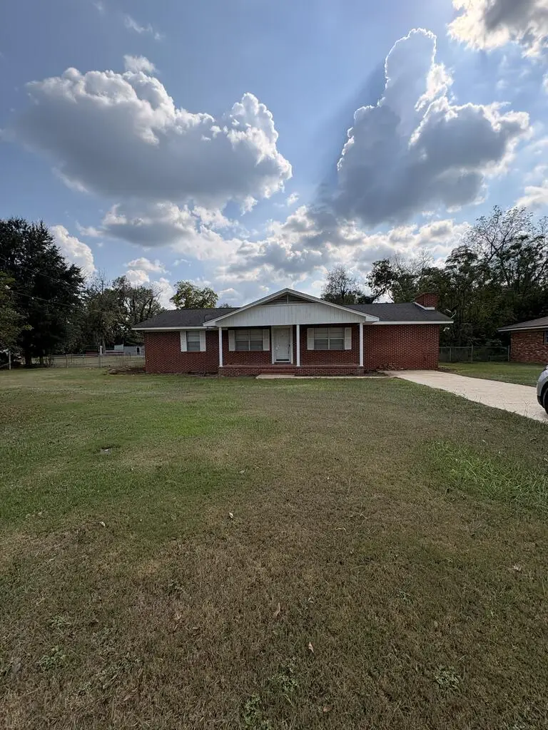 309 W Crawford St, Donalsonville, GA 39845 - #1