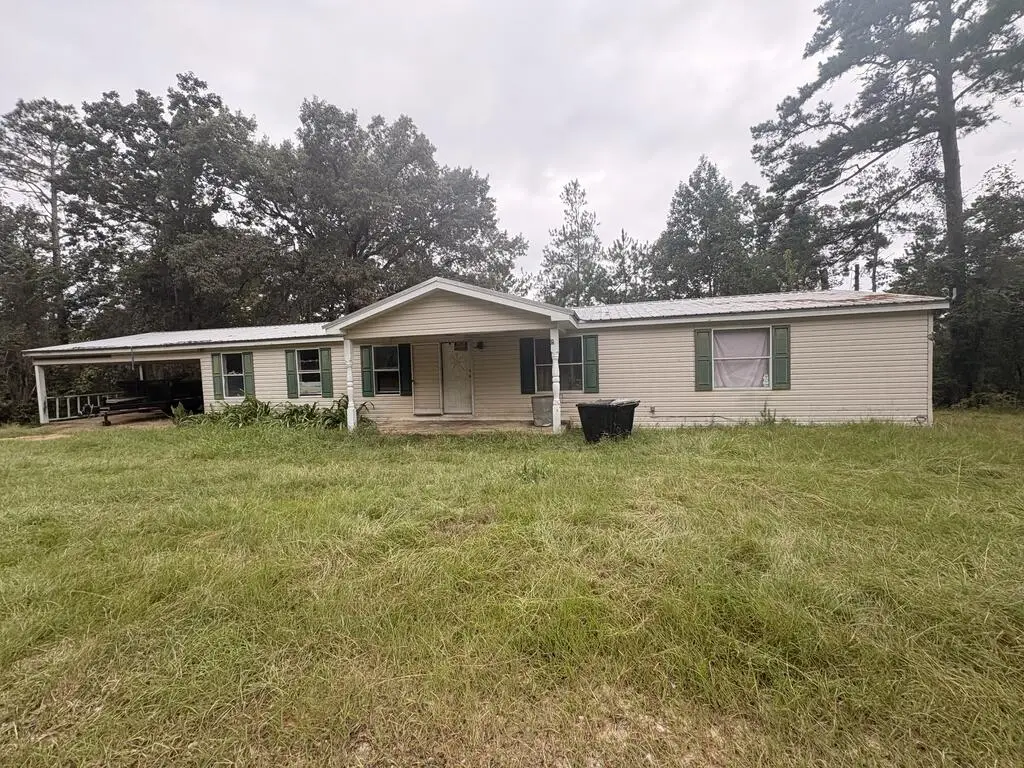 7852 Long Lake Dr, Donalsonville, GA 39845 - #1