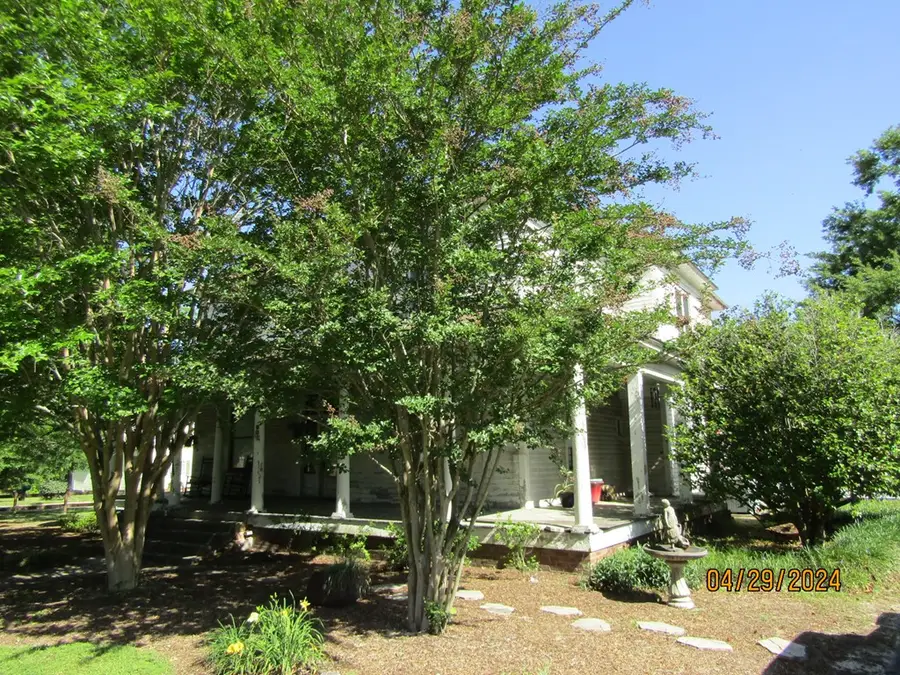 354 NW Bennett St, Pelham, GA 31779 - Image #3