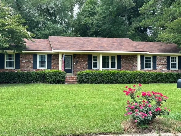 1014 Morningside Dr, Bainbridge, GA 39819