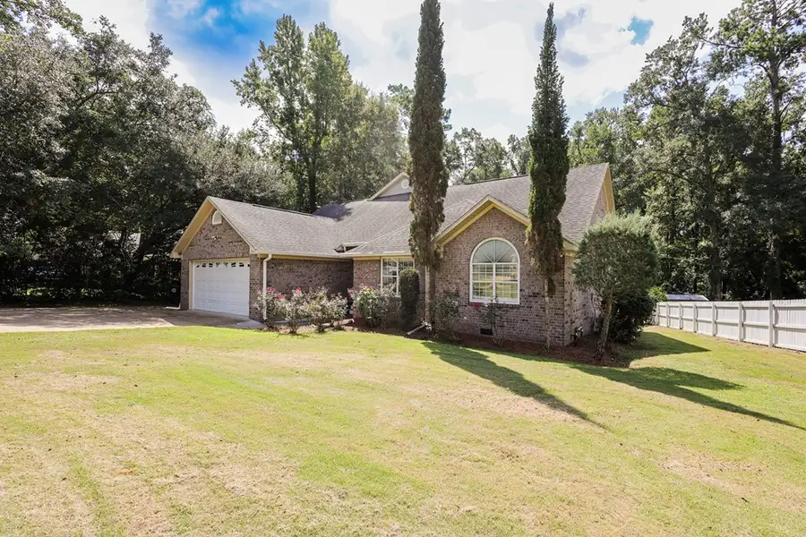 114 Celeste Ct, Thomasville, GA 31792 - Image #3