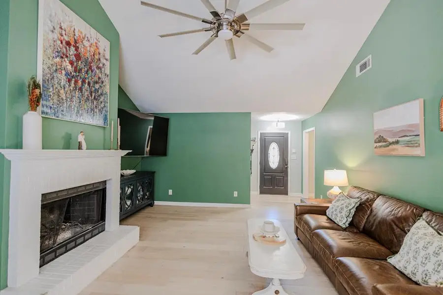 37 Cherokee Circle, Thomasville, GA 31757 - Image #3