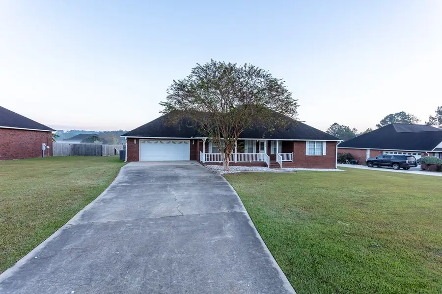 154 Willow Ridge Circle, Thomasville, GA 31757 - Image #2