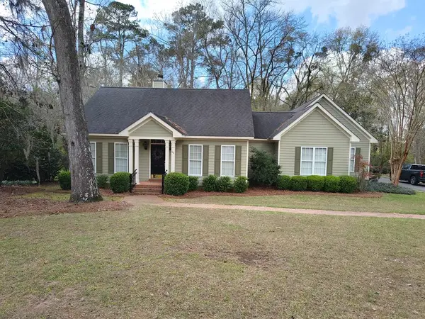 90 Bent Oak Circle, Thomasville, GA 31757