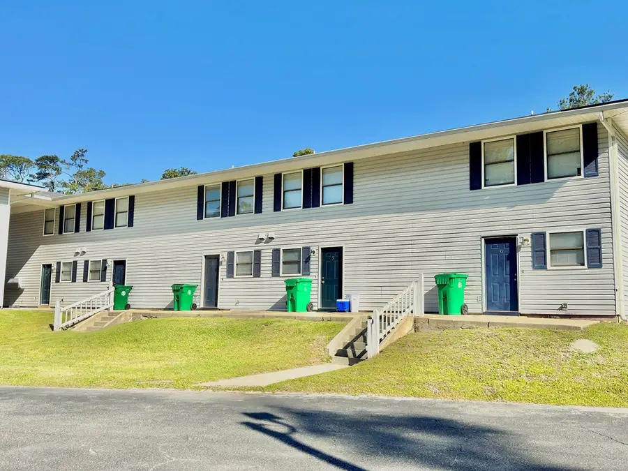 1197 Joree St, Valdosta, GA 31601 - #3