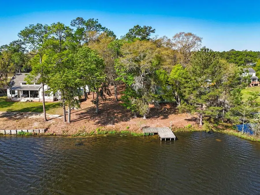 639 West Shore Dr, Ochlocknee, GA 31773 - #2