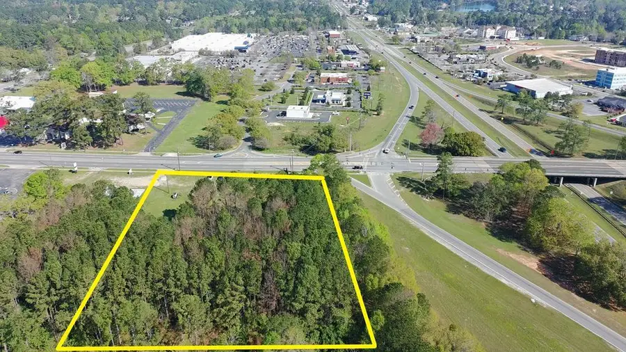 2136 Smith Ave, Thomasville, GA 31792 - #2