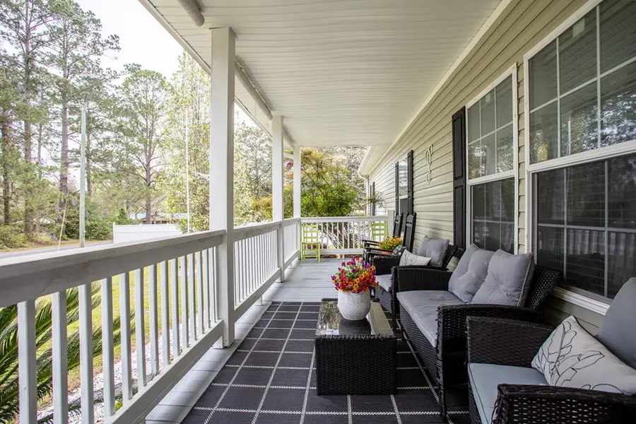 1327 Sw Rest Street, Cairo, GA 39828 - #2