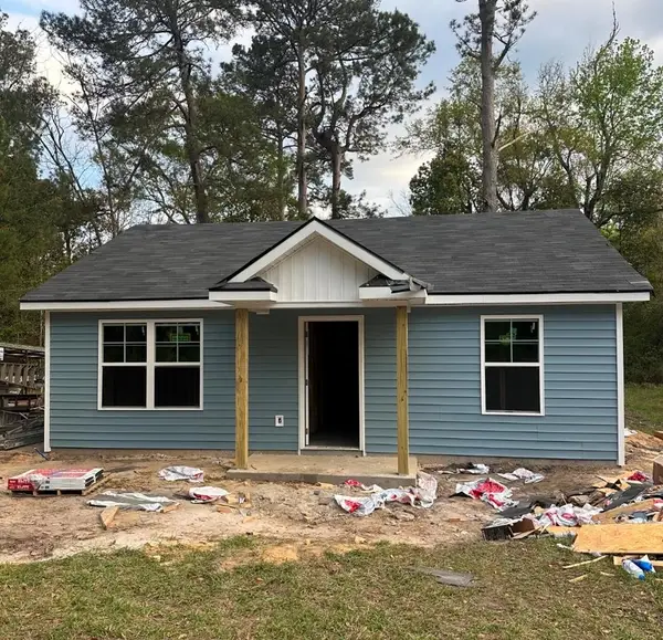 145 Barnes St., Thomasville, GA 31792