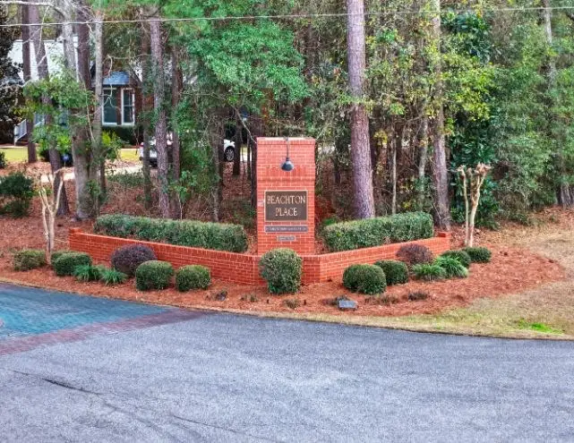 102 Leonard Dr, Thomasville, GA 31792 - #2