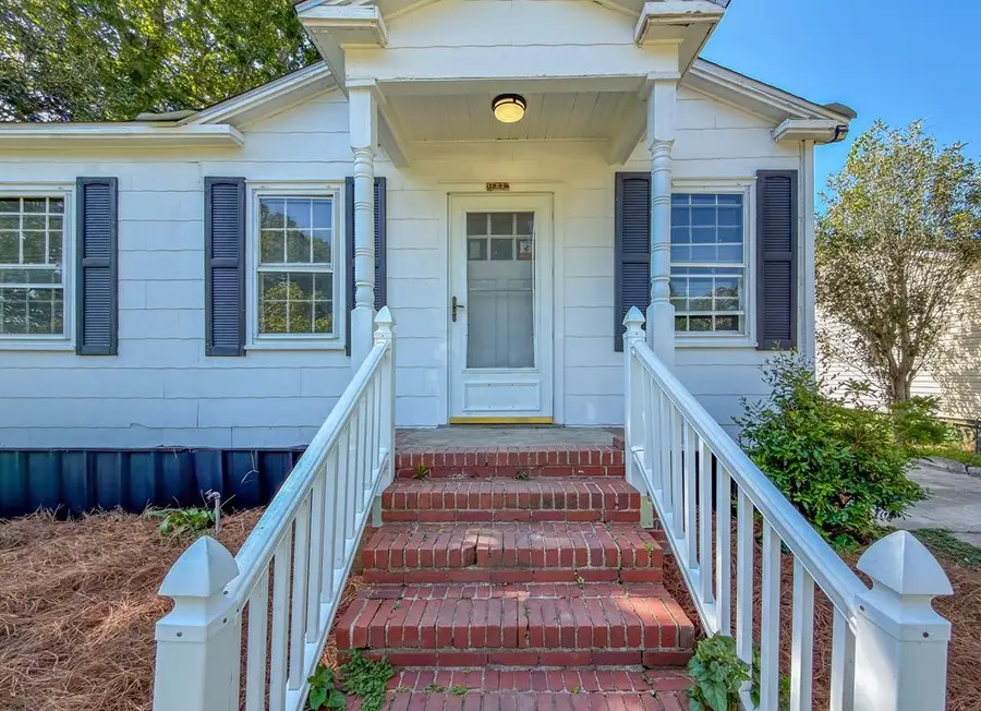 1102 E Water Street, Bainbridge, GA 39817 - #2