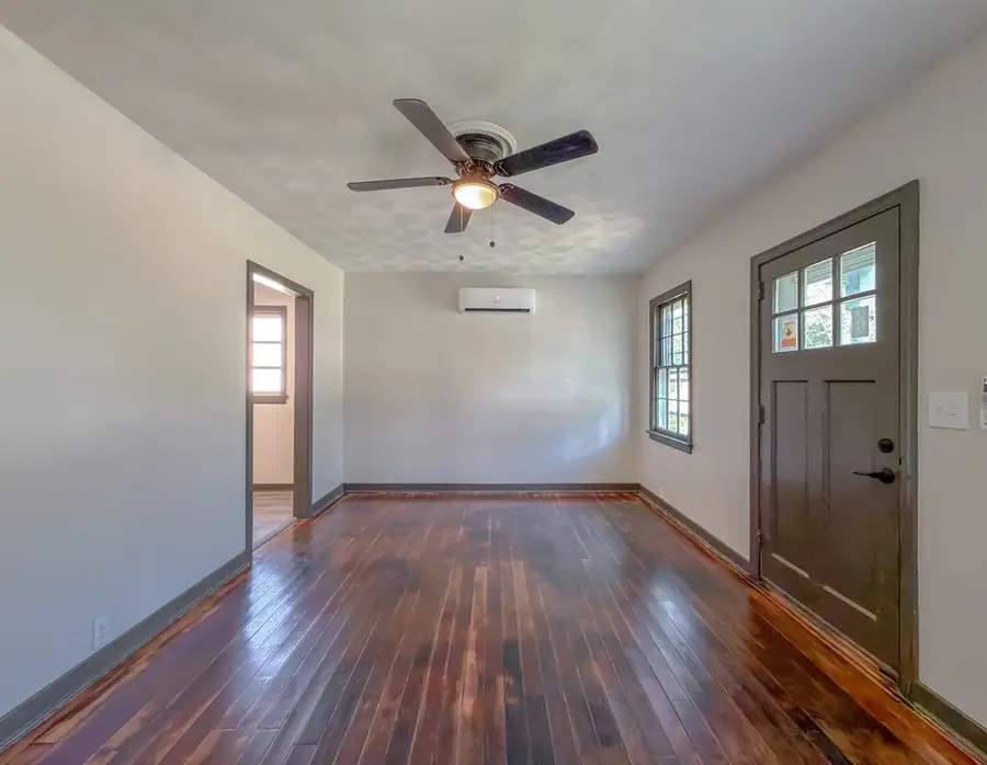 1102 E Water Street, Bainbridge, GA 39817 - #3