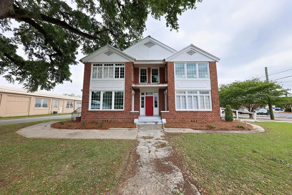 150 SW Church St, Pelham, GA 31779 - #1