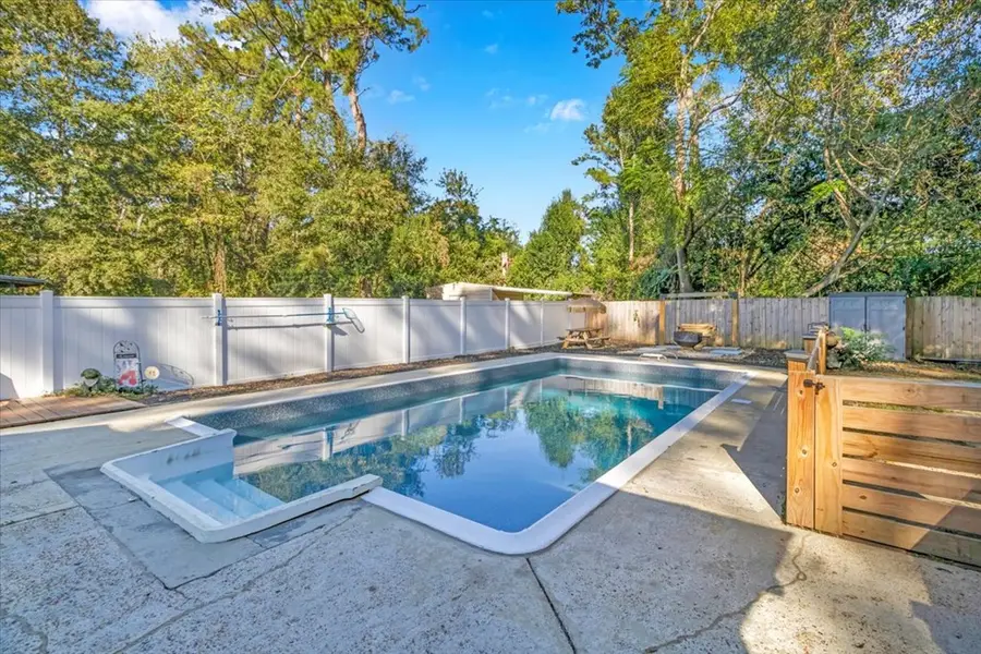 714 N Pinetree Blvd, Thomasville, GA 31792 - #3