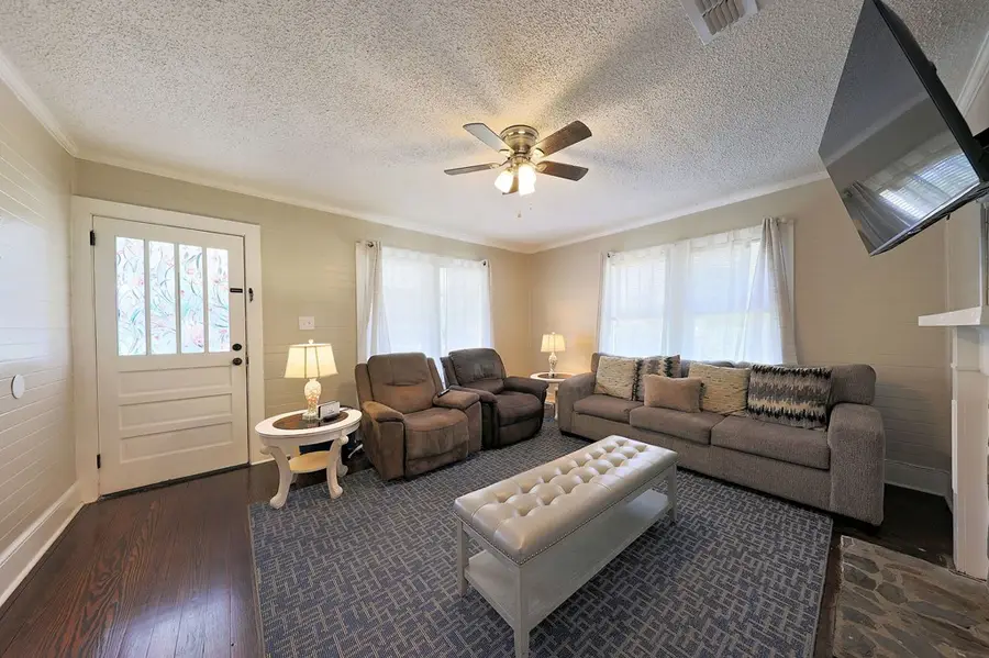 425 Lester, Thomasville, GA 31792 - #2
