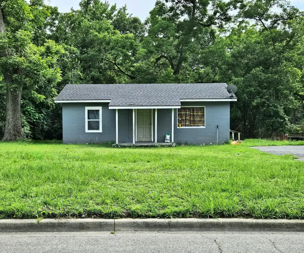 525 Love St., Nw, Pelham, GA 31779 - #1